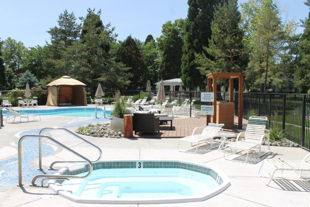Thunderbird Resort Club Sparks Extérieur photo